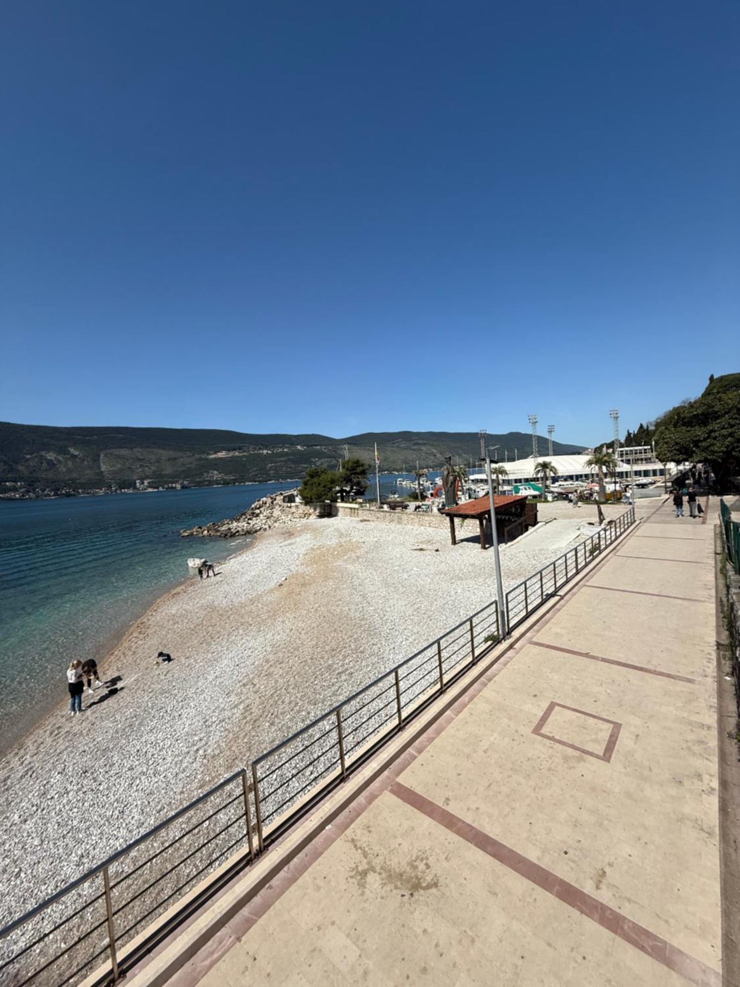 Skver Studio Apartments Herceg Novi Zewnętrze zdjęcie