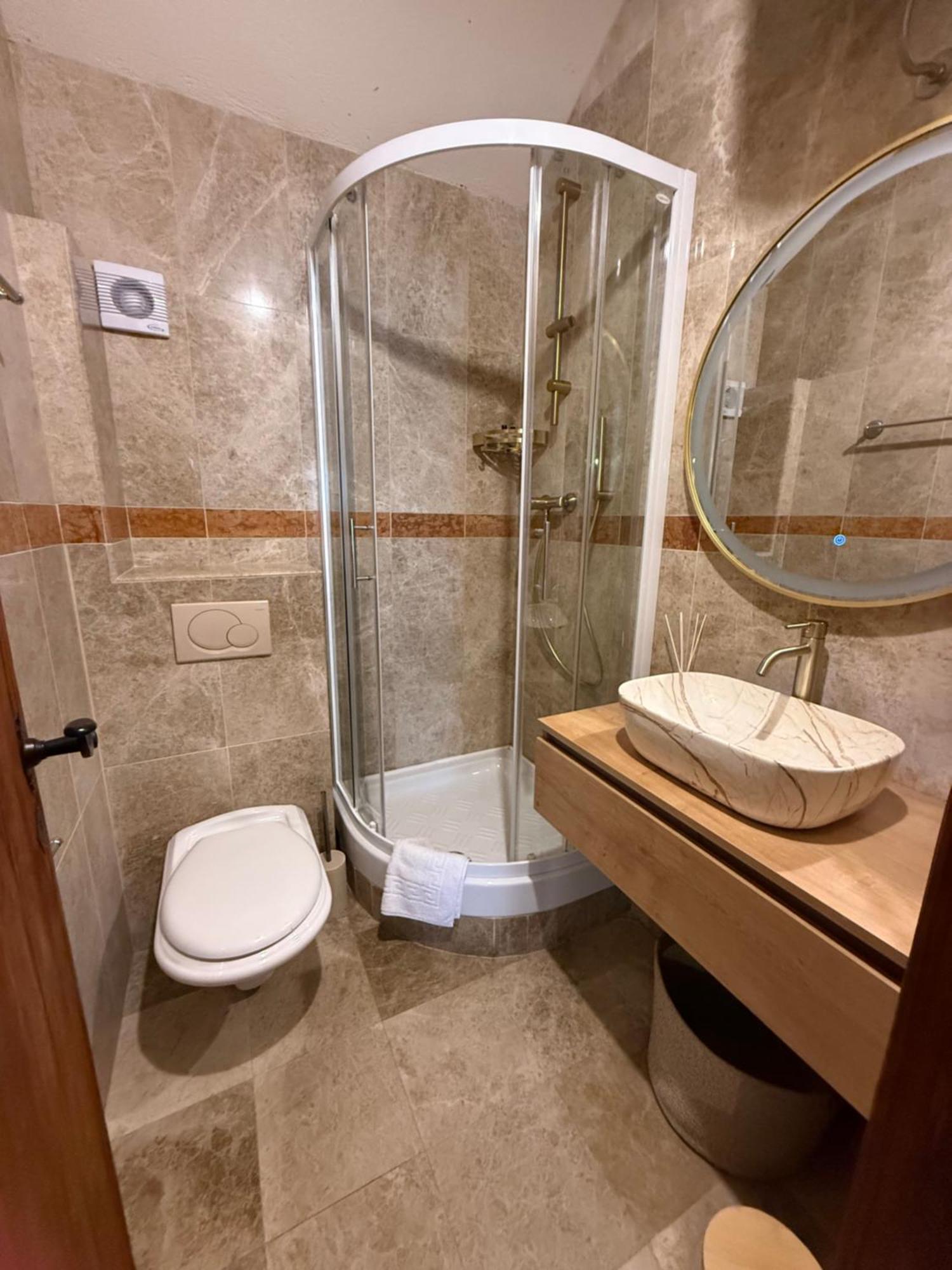 Skver Studio Apartments Herceg Novi Zewnętrze zdjęcie
